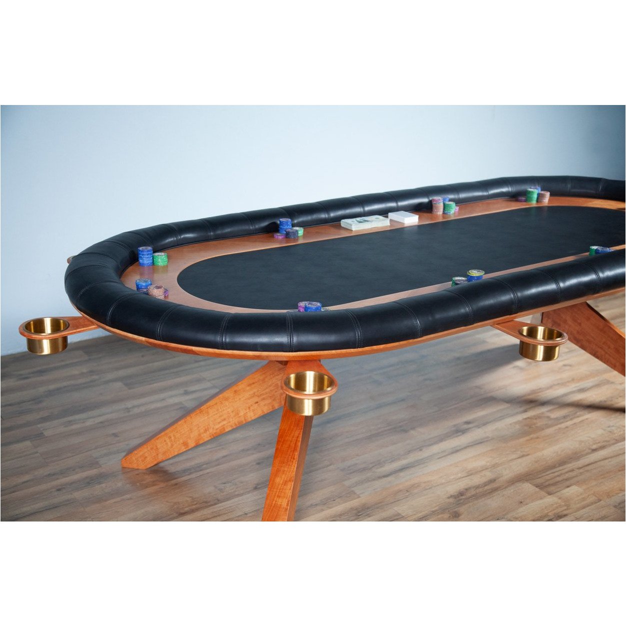 BBO Franklin Poker Table Cherry Wood Leg